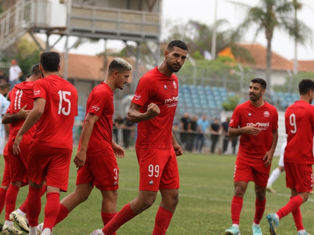 כבשה יותר מ-60 שערים. הפועל רעננה (דאפר מחאמיד)